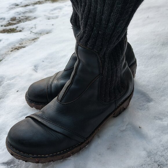 El Naturalista Shoes - Black Leather Boots El Naturalista size 8.5 woman's/7 man's